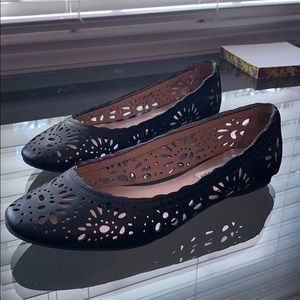 Steve Madden laser cut out Black Ballet Flats